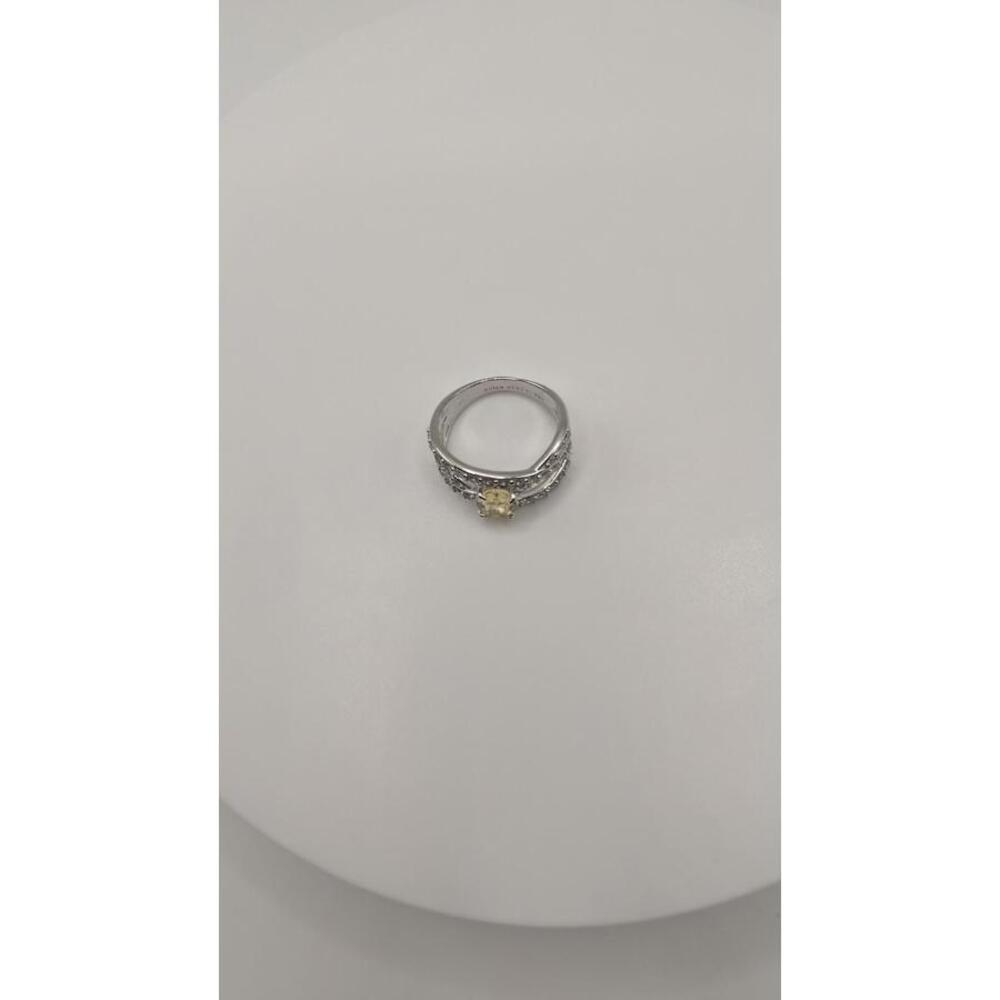 Elegant Silver Ring with Yellow Gemstone and Clear Crystals Size 7 - Picture 6 of 8